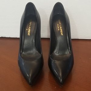Saint laurent black pumps